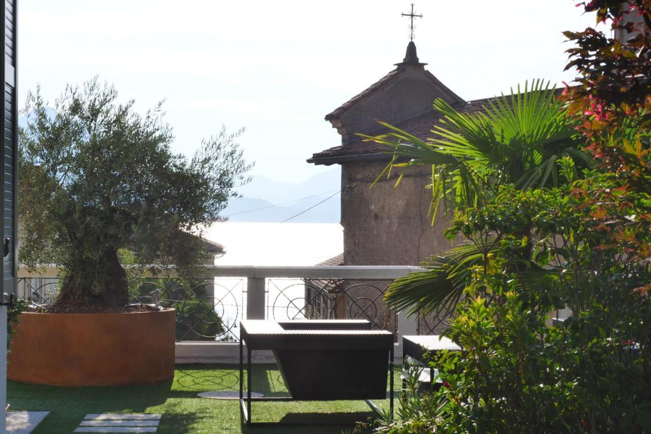 Hotel Al Campanile - Luxury Suites & Apartments Baveno Exterior photo