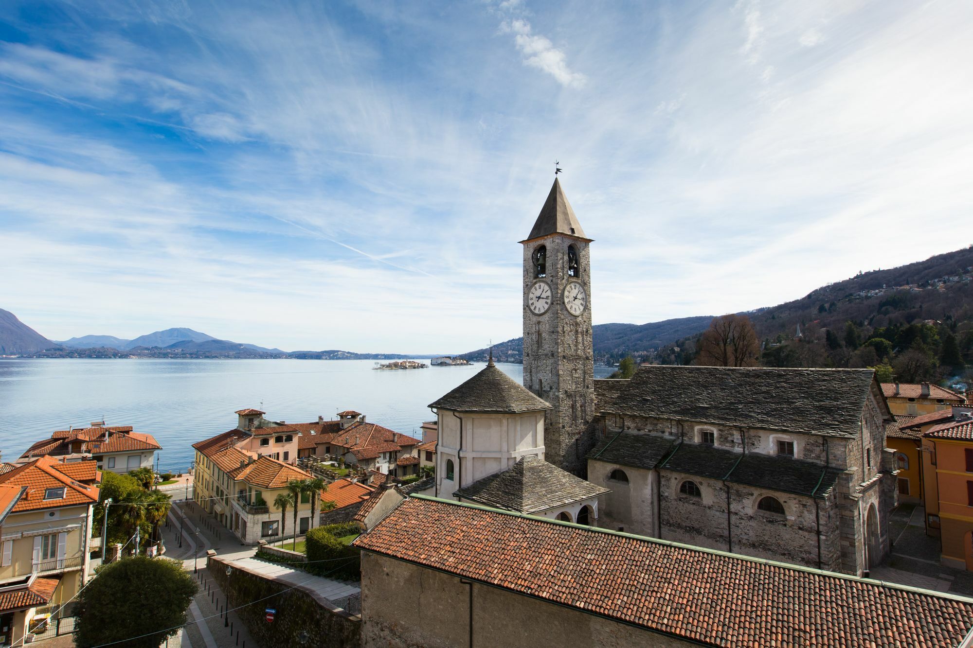Hotel Al Campanile - Luxury Suites & Apartments Baveno Exterior photo